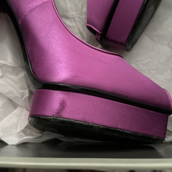 Tom Ford Heels - Picture 9 of 10